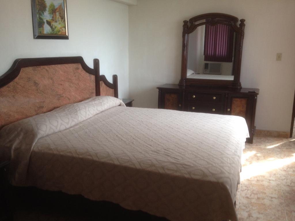 Hotel Marparaiso Panama City Room photo